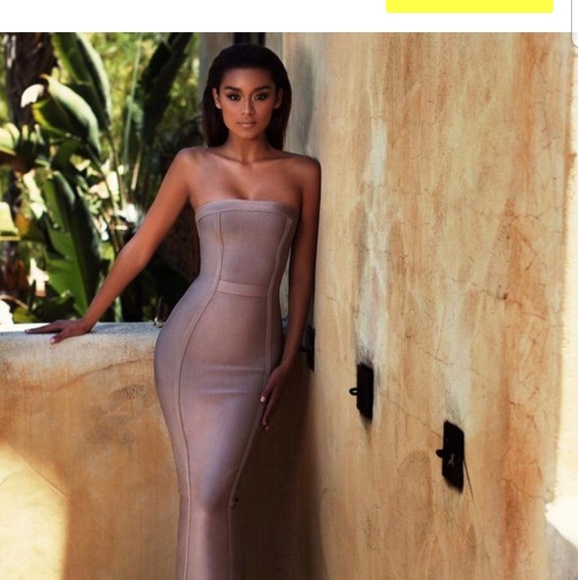 House of CB Dresses & Skirts - Flash saleHouse of cb "nereida" maxi bandage dress